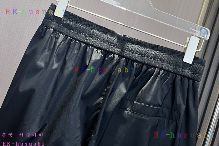 NEW 몽클레어 반바지 신상 M 114014