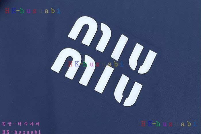 NEW 미우미우 상의 신상 MU 6822402