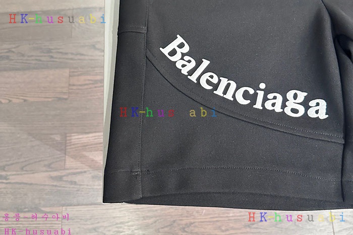 NEW 발렌시아가 반바지 신상 B 2241102
