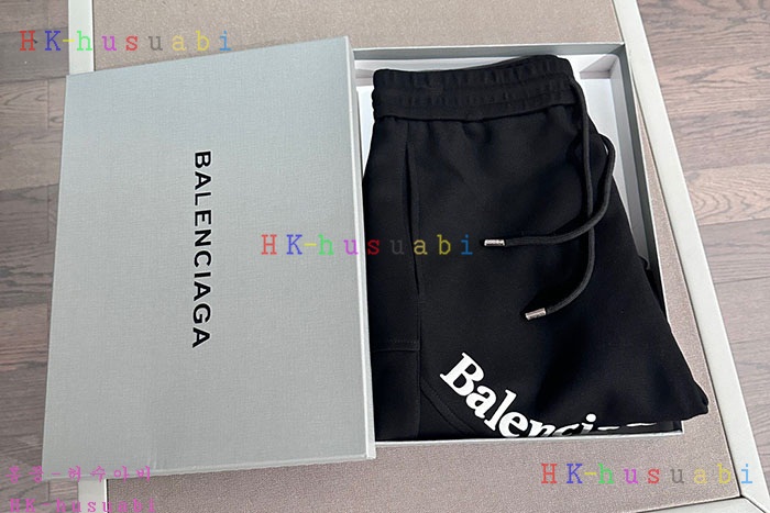 NEW 발렌시아가 반바지 신상 B 2241102