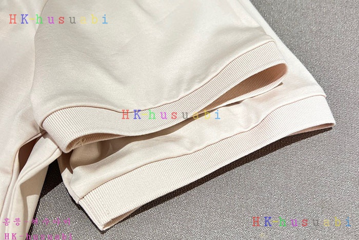 NEW 펜디 반팔티 신상 F 622511