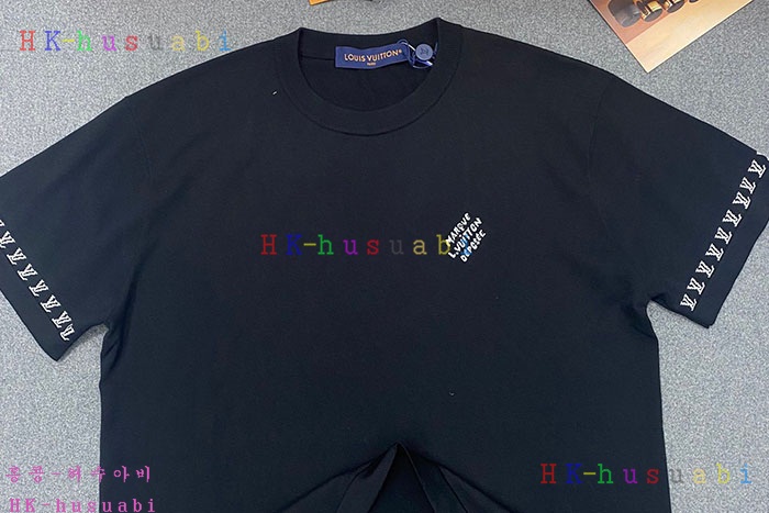 NEW 루이비통 반팔티 신상 LV 158008
