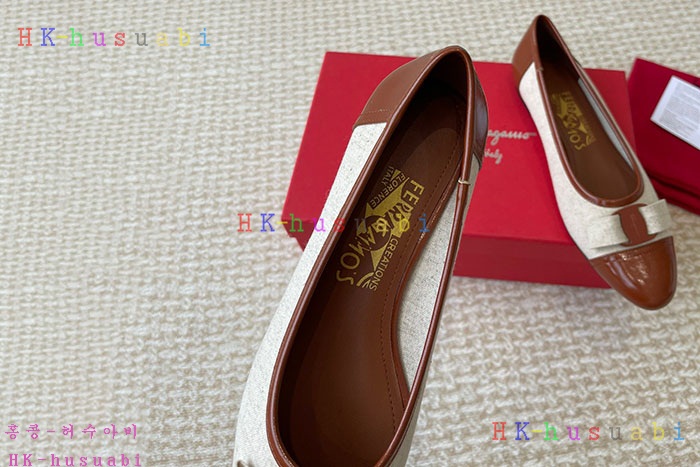 NEW 페라가모 신발 신상 F 568002