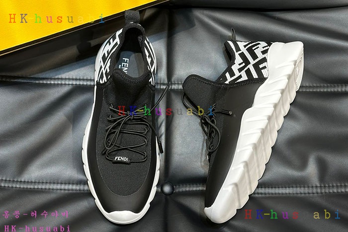 NEW 펜디 스니커즈 신상 FD 199200