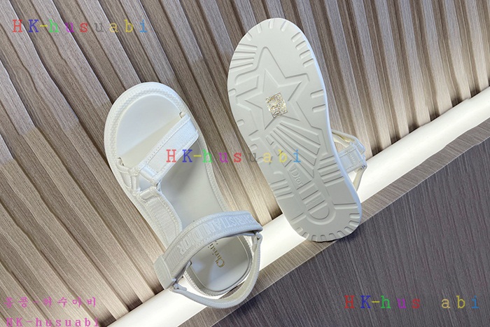 NEW 디올 샌들 신상 DR 468811
