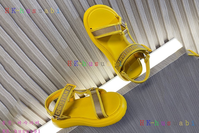 NEW 디올 샌들 신상 DR 468807