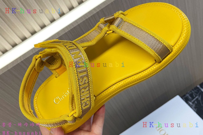NEW 디올 샌들 신상 DR 468807