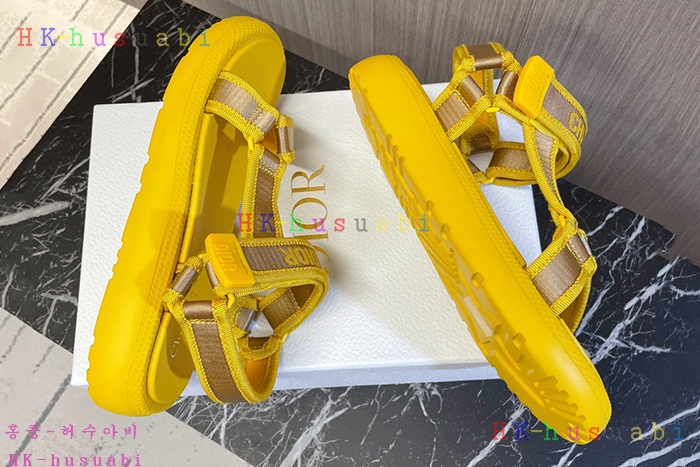 NEW 디올 샌들 신상 DR 468807