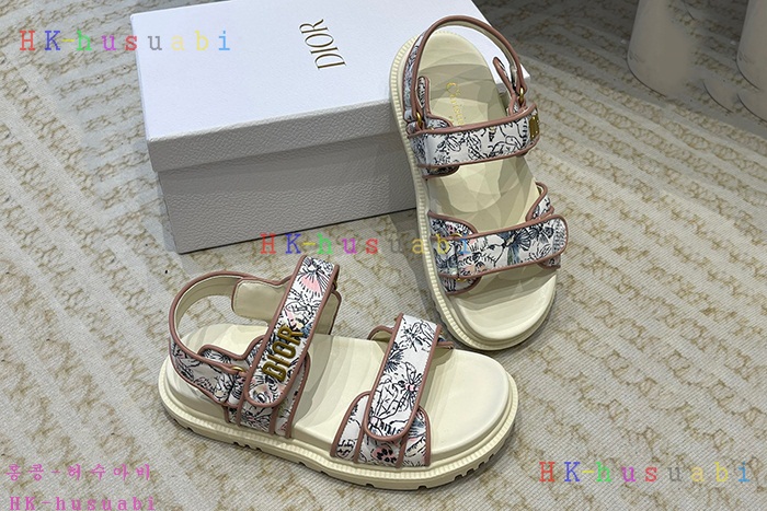 NEW 디올 샌들 신상 DR 2504403