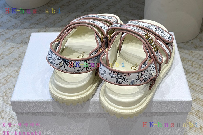 NEW 디올 샌들 신상 DR 2504403