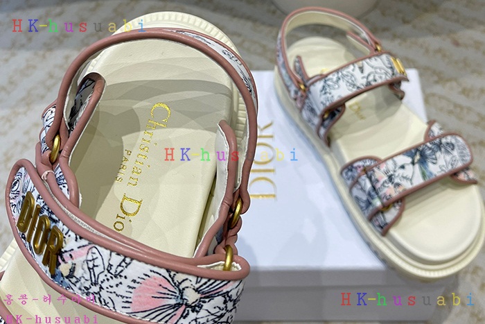 NEW 디올 샌들 신상 DR 2504403