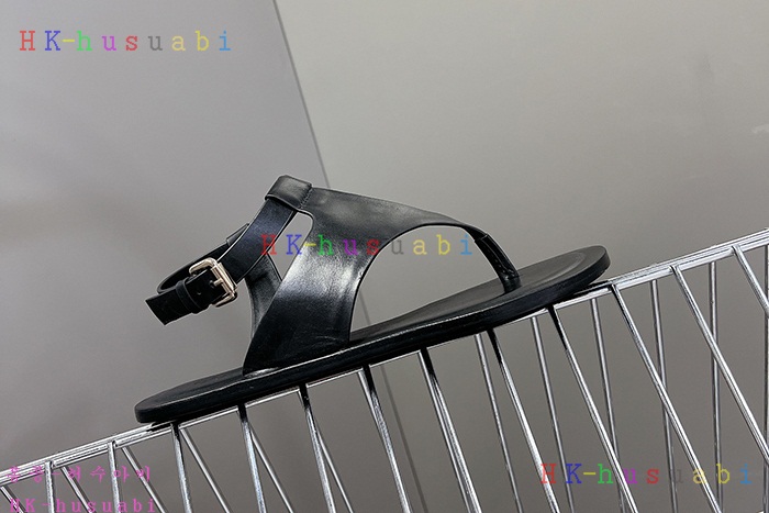 NEW 로로피아나 샌들 신상 L 117002