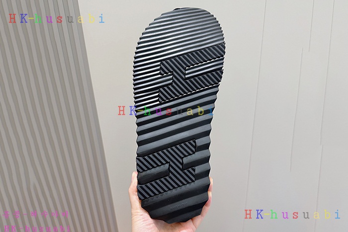 NEW 에르메스 샌들 신상 H 8857020