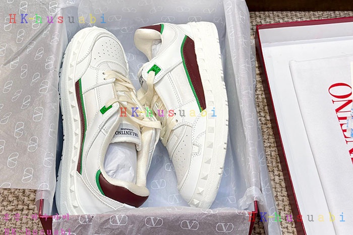 NEW 발렌티노 스니커즈 신상 V 360558