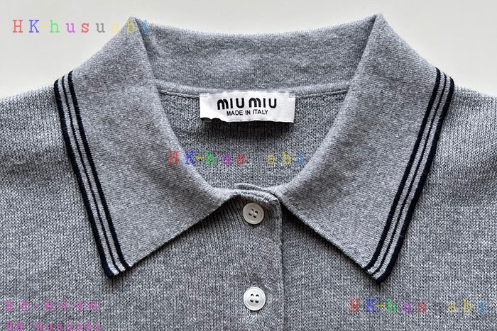 NEW 미우미우 반팔니트 신상 M 995801