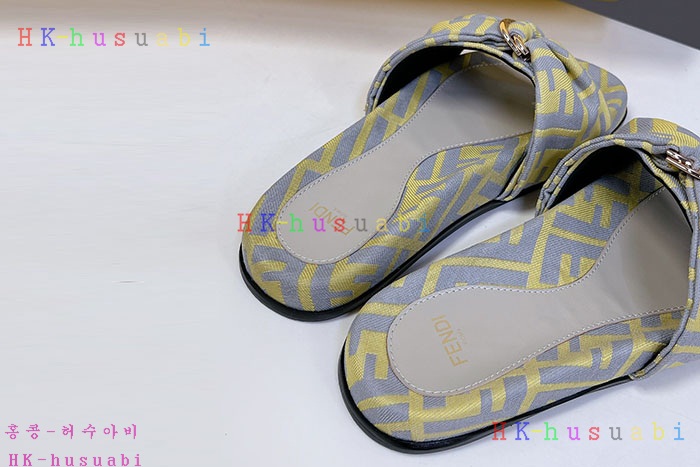 NEW 펜디 샌들 신상 FD 6855015