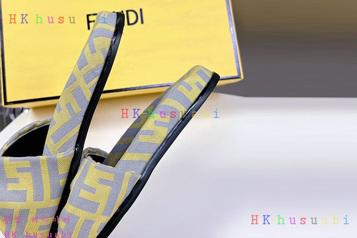 NEW 펜디 샌들 신상 FD 6855015