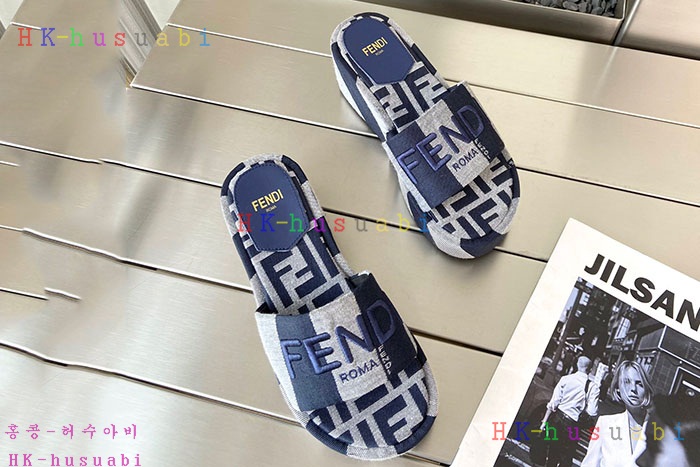NEW 펜디 샌들 신상 FD 6855023