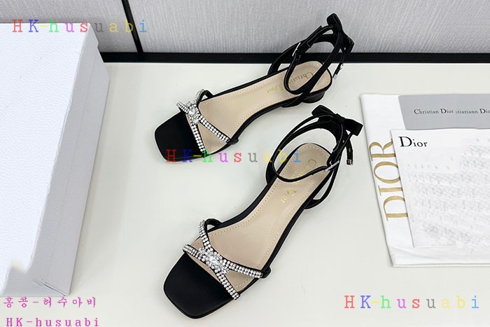 NEW 디올 신발 신상 DR 2255126