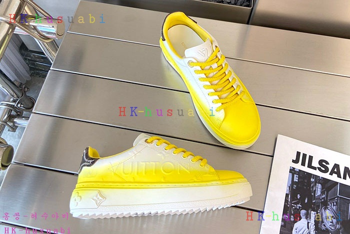 NEW 루이비통 신발 신상 LV 772900