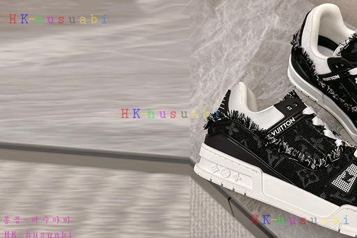 NEW 루이비통 신발 신상 LV 772903