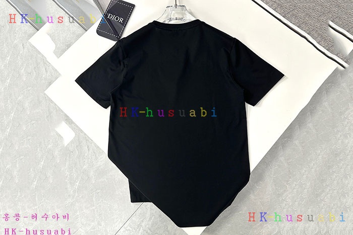 NEW 디올 반팔티 신상 DR 3025505