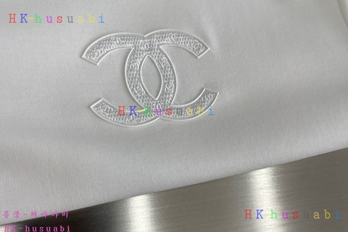 NEW 샤넬 반팔티 신상 C 690010