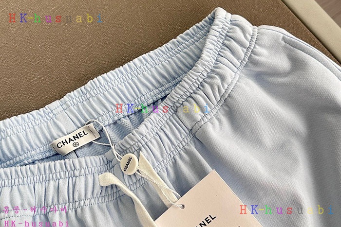NEW 샤넬 반팔티 신상 C 690014