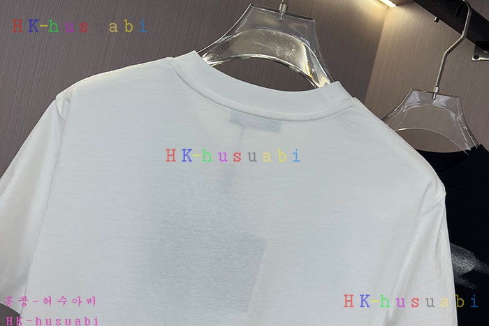 NEW 프라다 반팔티 신상 P 44150