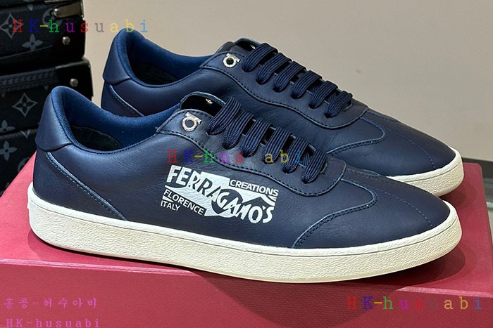 NEW 페라가모 스니커즈 신상 F 770400