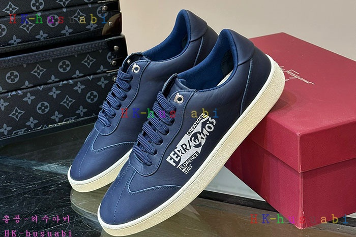 NEW 페라가모 스니커즈 신상 F 770400
