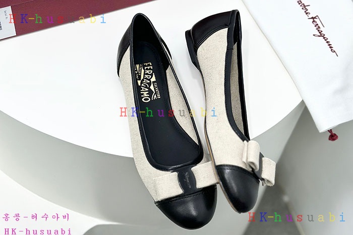 NEW 페라가모 플랫슈즈 신발 신상 F 770504