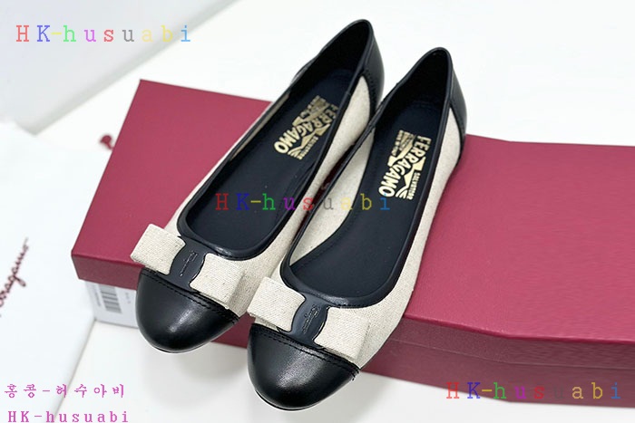 NEW 페라가모 플랫슈즈 신발 신상 F 770504