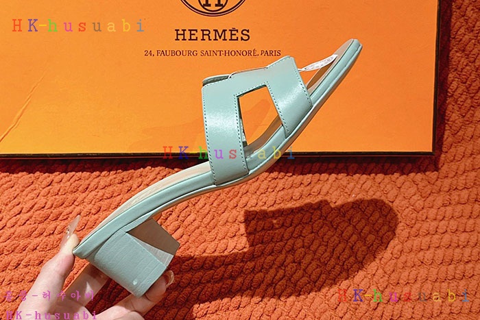 NEW 에르메스 샌들 신상 H 758811