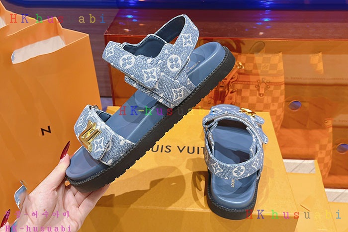 NEW 루이비통 샌들 신상 LV 1180601