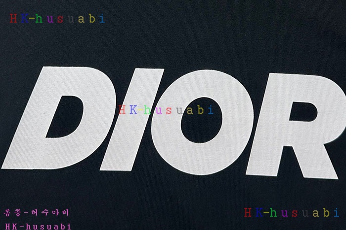 NEW 디올 반팔티 신상 DR 1148005