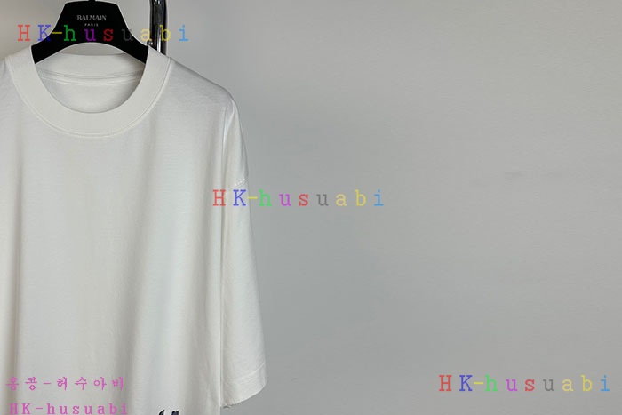 NEW 샤넬 반팔티 신상 C 9881101