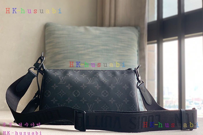 ★미러급★루이비통 포쉐트 악세수아 XL M11741