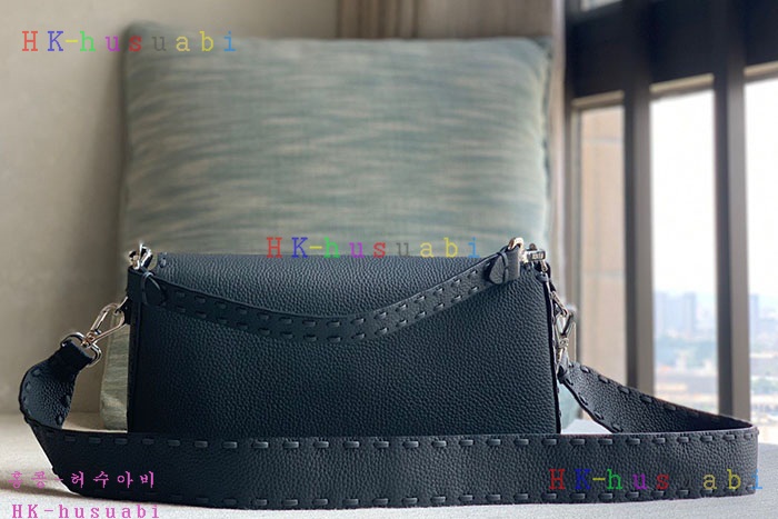 ★미러급★펜디 바게트 셀러리아 백 8BR600