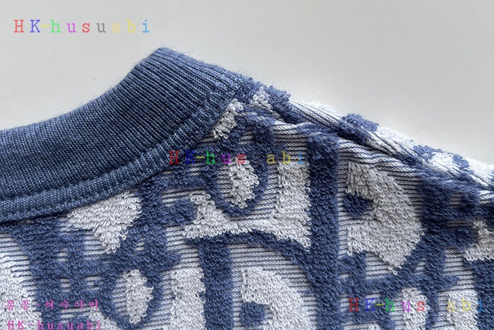 NEW 디올 반팔티 신상 DR 887049