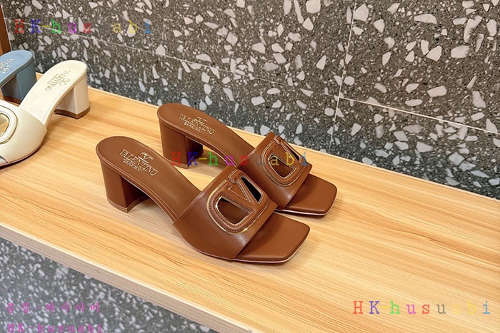 NEW 발렌티노 샌들 신상 V 4470823