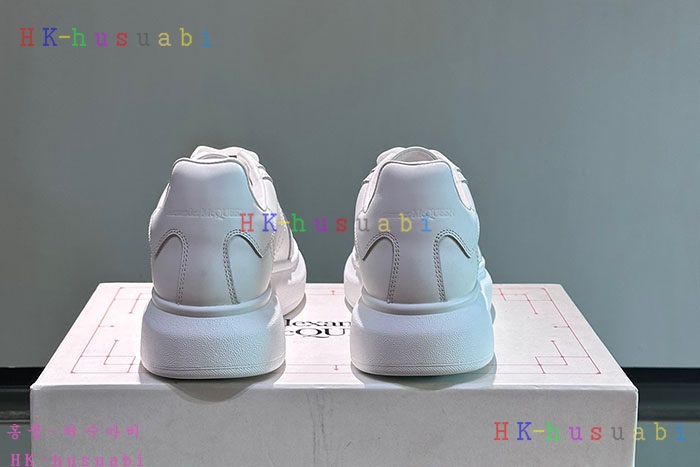 NEW 알렉산더맥퀸 스니커즈 신상 MQ 355506