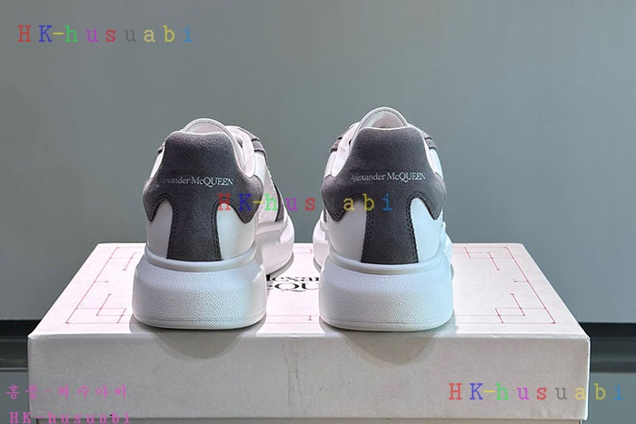 NEW 알렉산더맥퀸 스니커즈 신상 MQ 355513