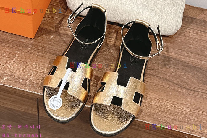 NEW 에르메스 샌들 신상 H 748811