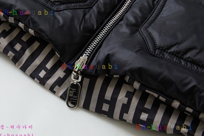 NEW 펜디 패딩 신상 FD 995512