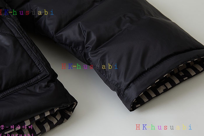 NEW 펜디 패딩 신상 FD 995512