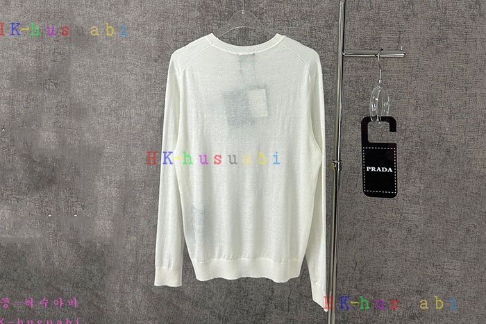 NEW 프라다 니트 신상 P 589910