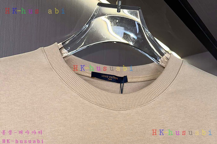 NEW 루이비통 긴팔티 신상 LV 4417017