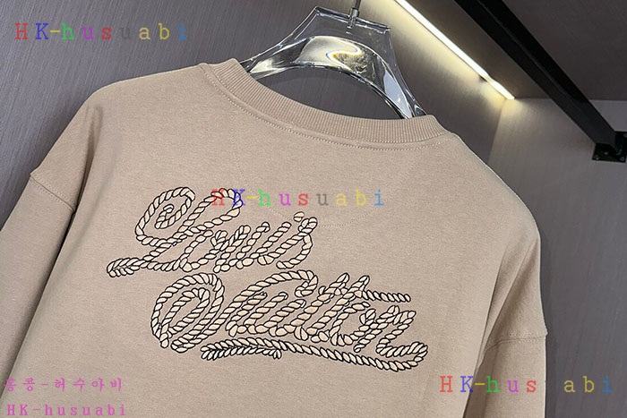 NEW 루이비통 긴팔티 신상 LV 4417017