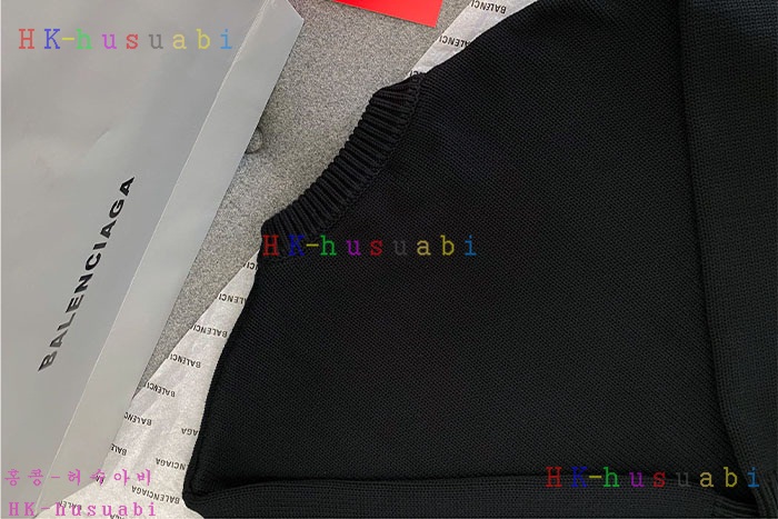 NEW 발렌시아가 니트신상 B 857012